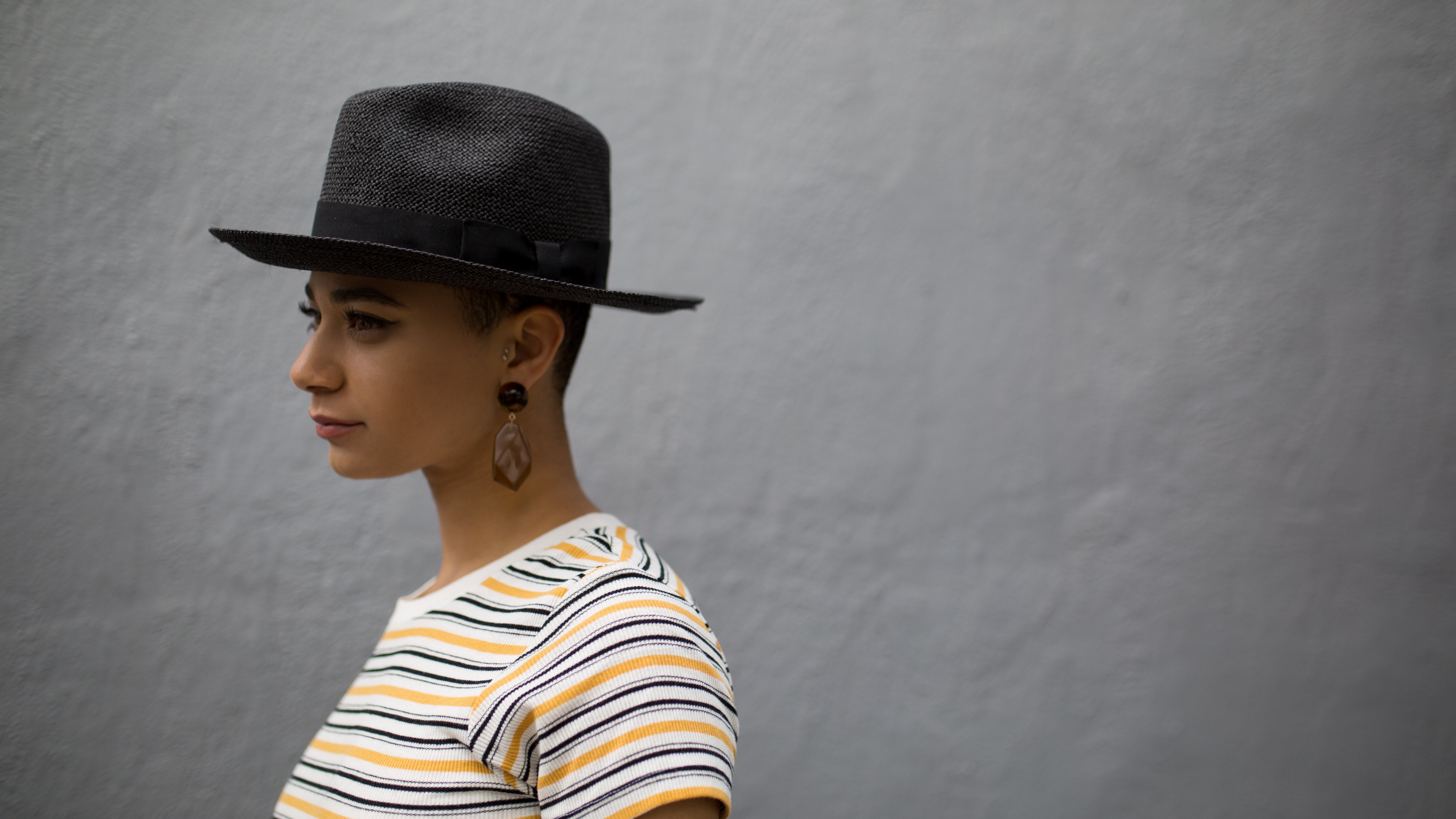 Goorin Bros. puerto lopez center dent wide brim straw fedora hat Black hero shot on female model