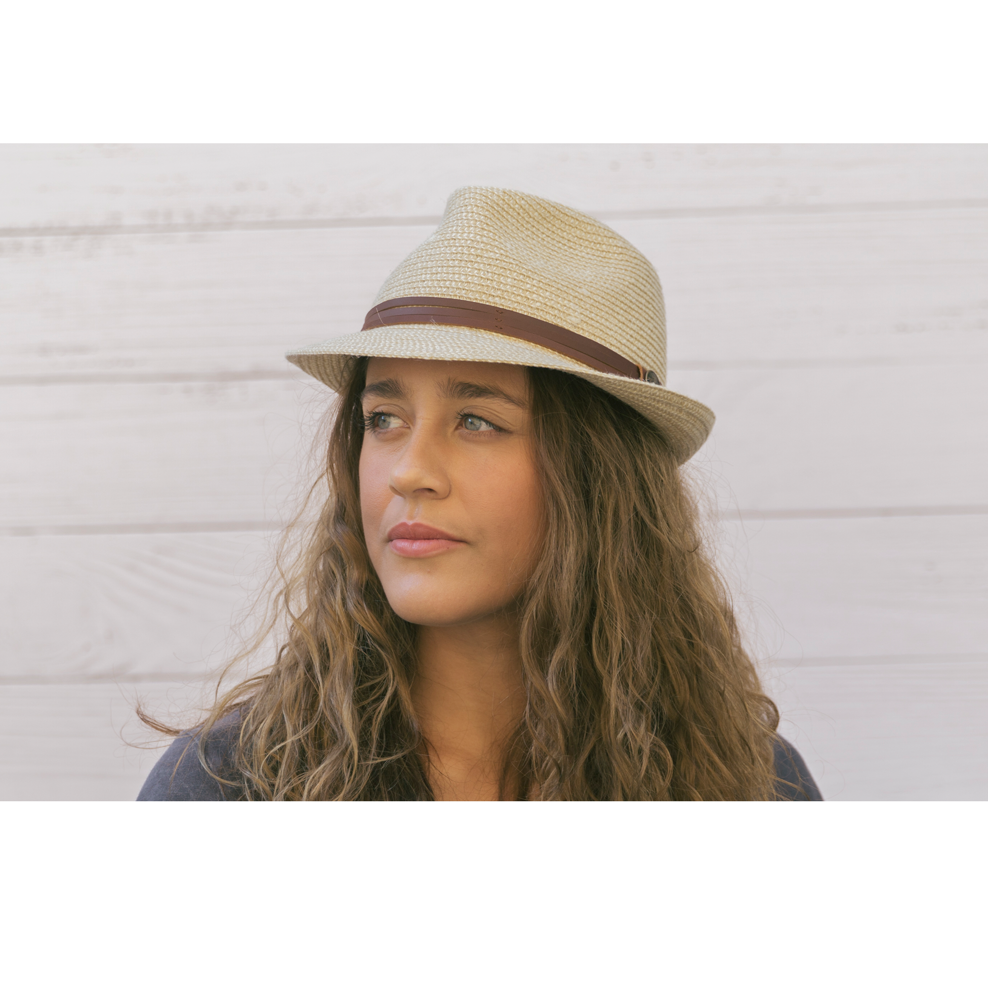 Goorin Bros. laying low teardrop short brim straw fedora hat Natural womens styling
