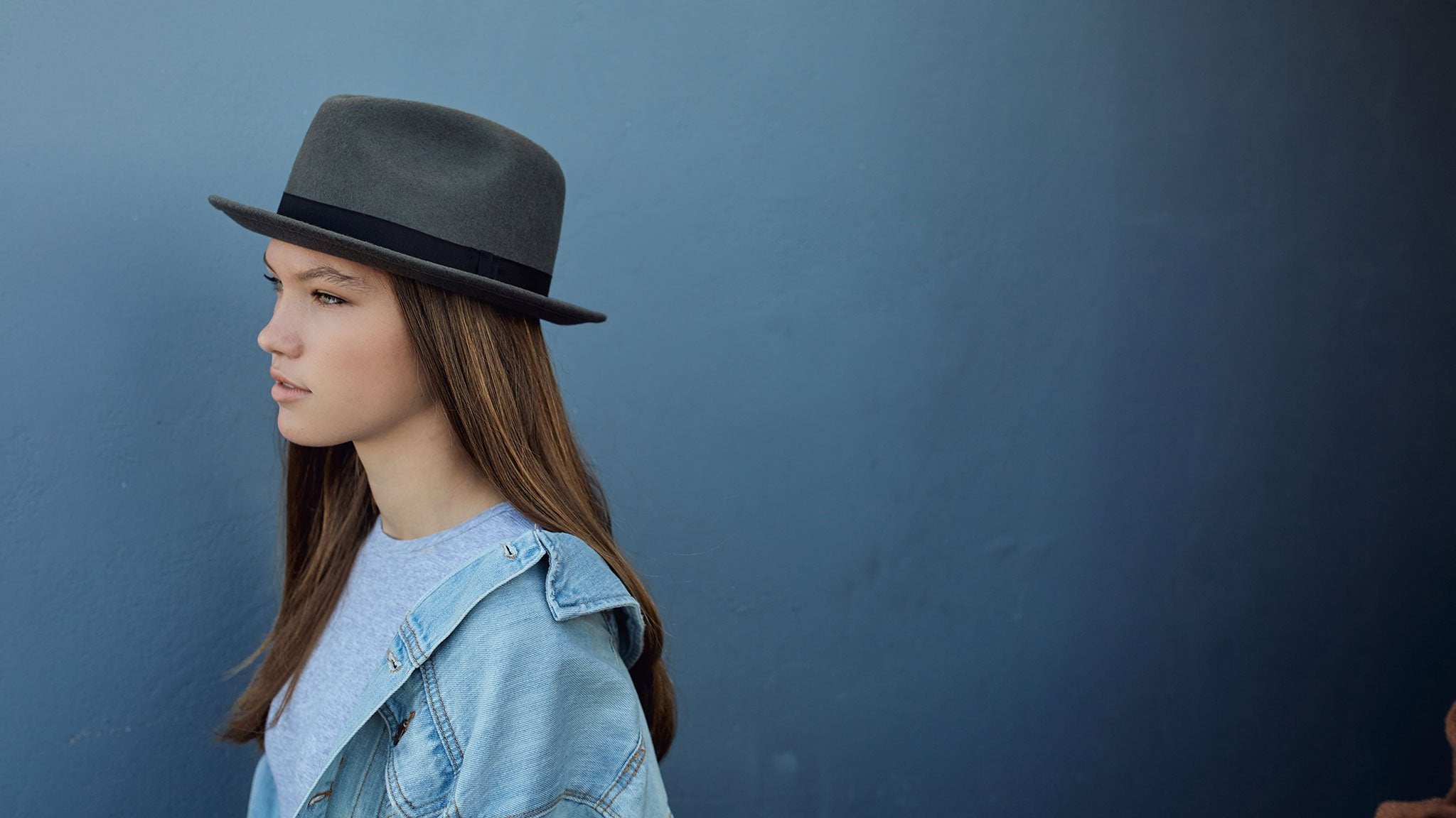 Goorin Bros. johnny wool fedora Charcoal hero shot on female model