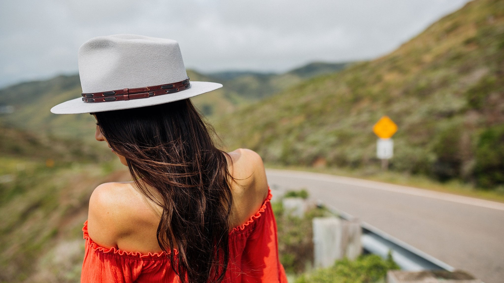 Goorin Bros. deep river wool fedora Grey hero shot on female model