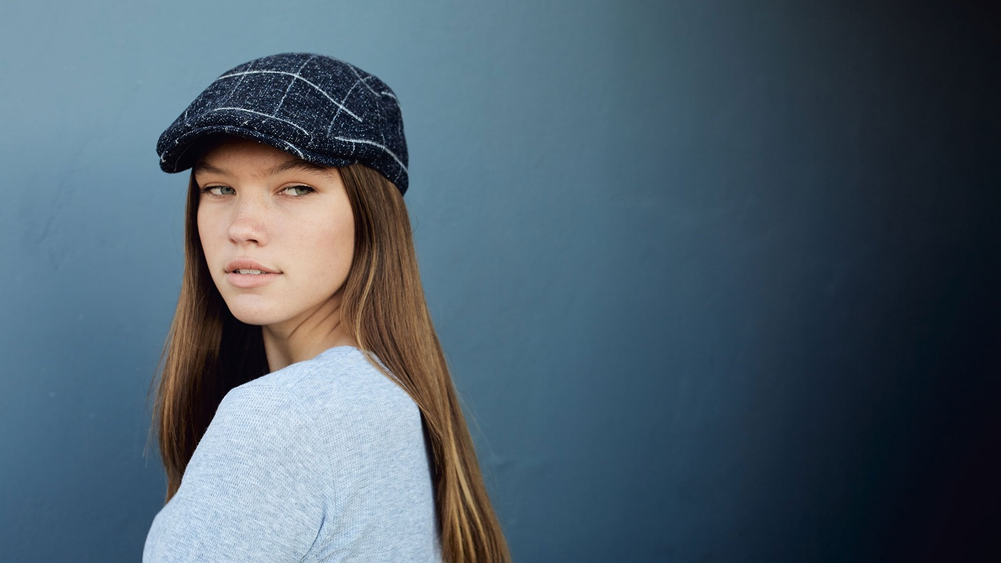 Goorin Bros. campbell ivy flatcap Black hero shot on female model