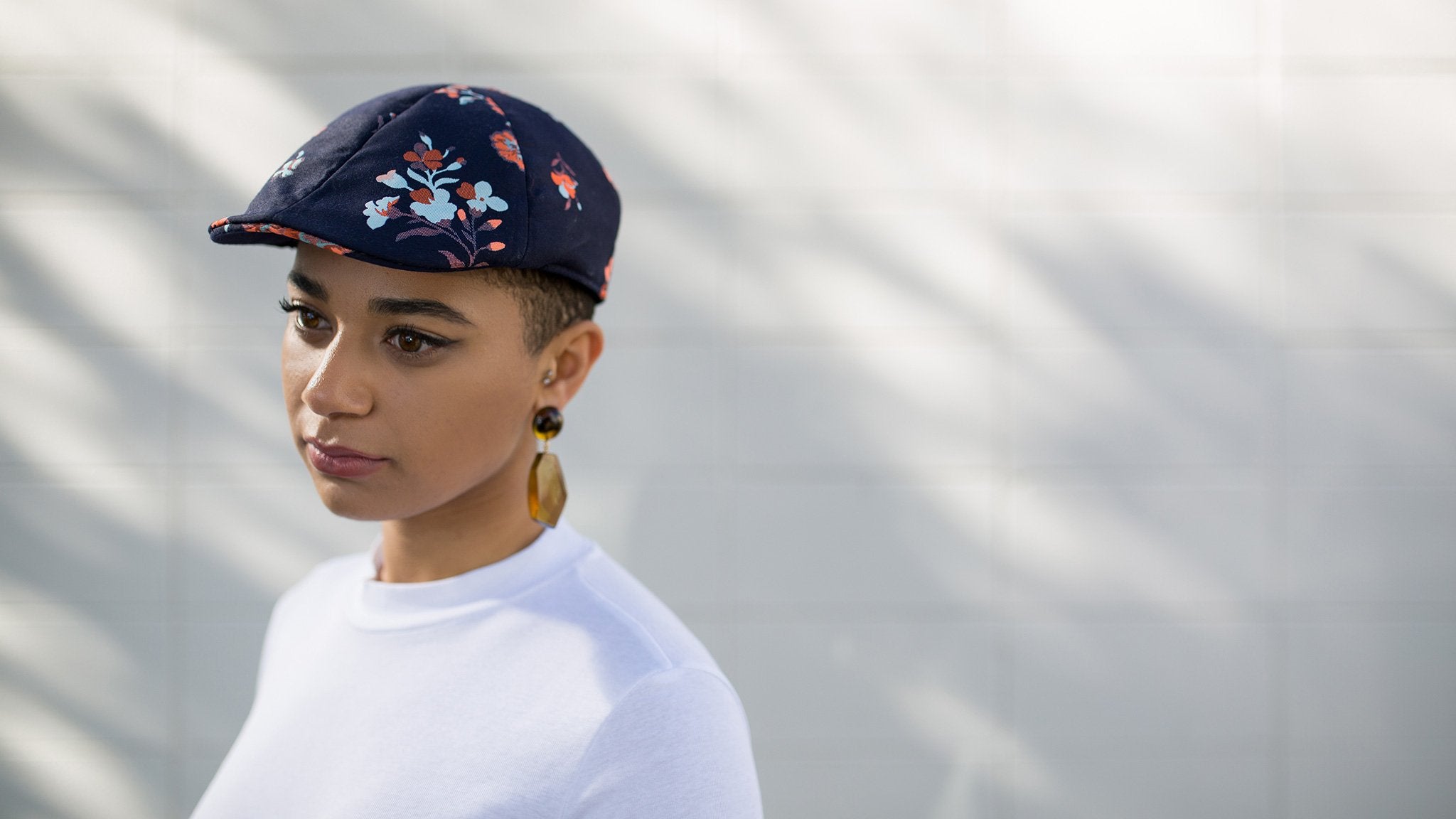 Goorin Bros. kitty girl polyester ivy flatcap Navy hero shot on female model