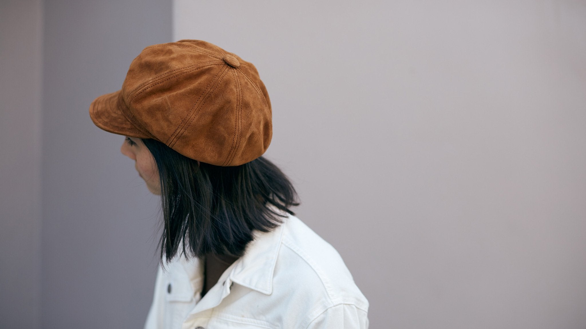 Goorin Bros. ruthy leather cabbie Tan hero shot on female model