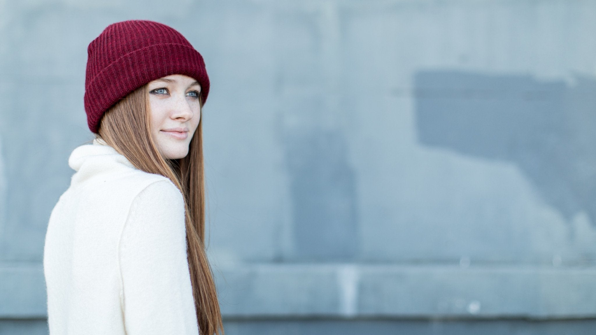 Goorin Bros. fresh tracks acrylic beanie Burgundy hero shot on female model