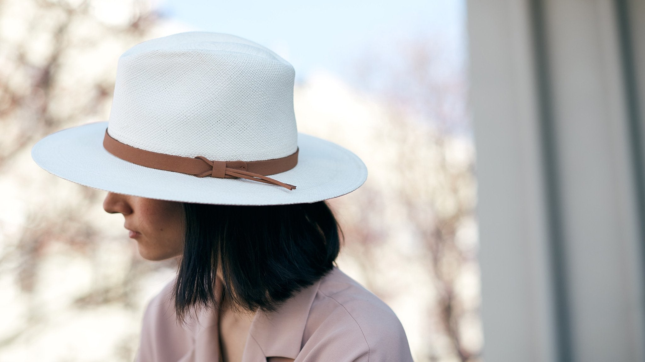 Goorin Bros. welfleet straw wide brim fedora White hero shot on female model