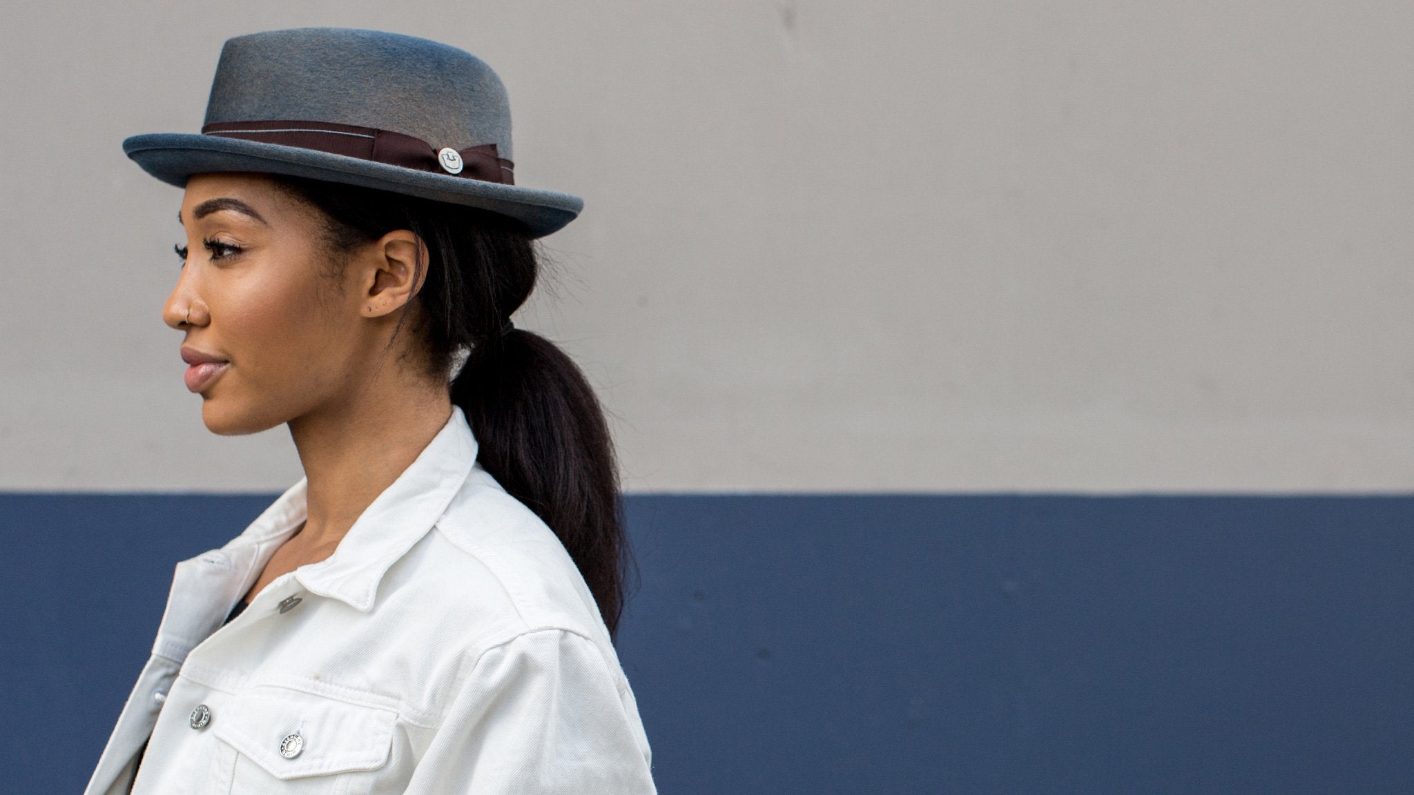 Goorin Bros. note king diamond medium brim felt porkpie fedora hat Slate  hero shot on female model