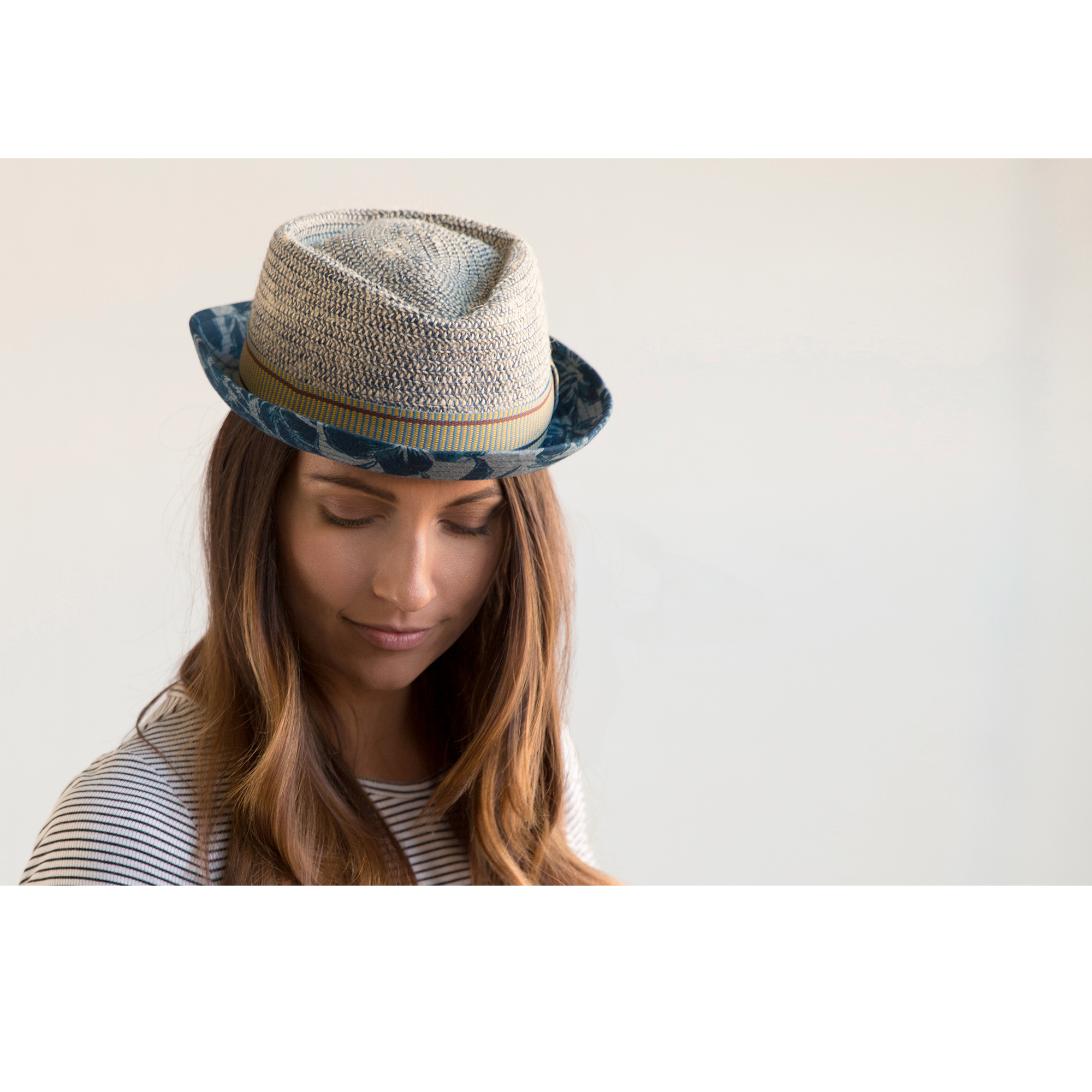 Goorin Bros. take a chill pill diamond short brim cotton blend porkpie fedora hat Blue  womens styling