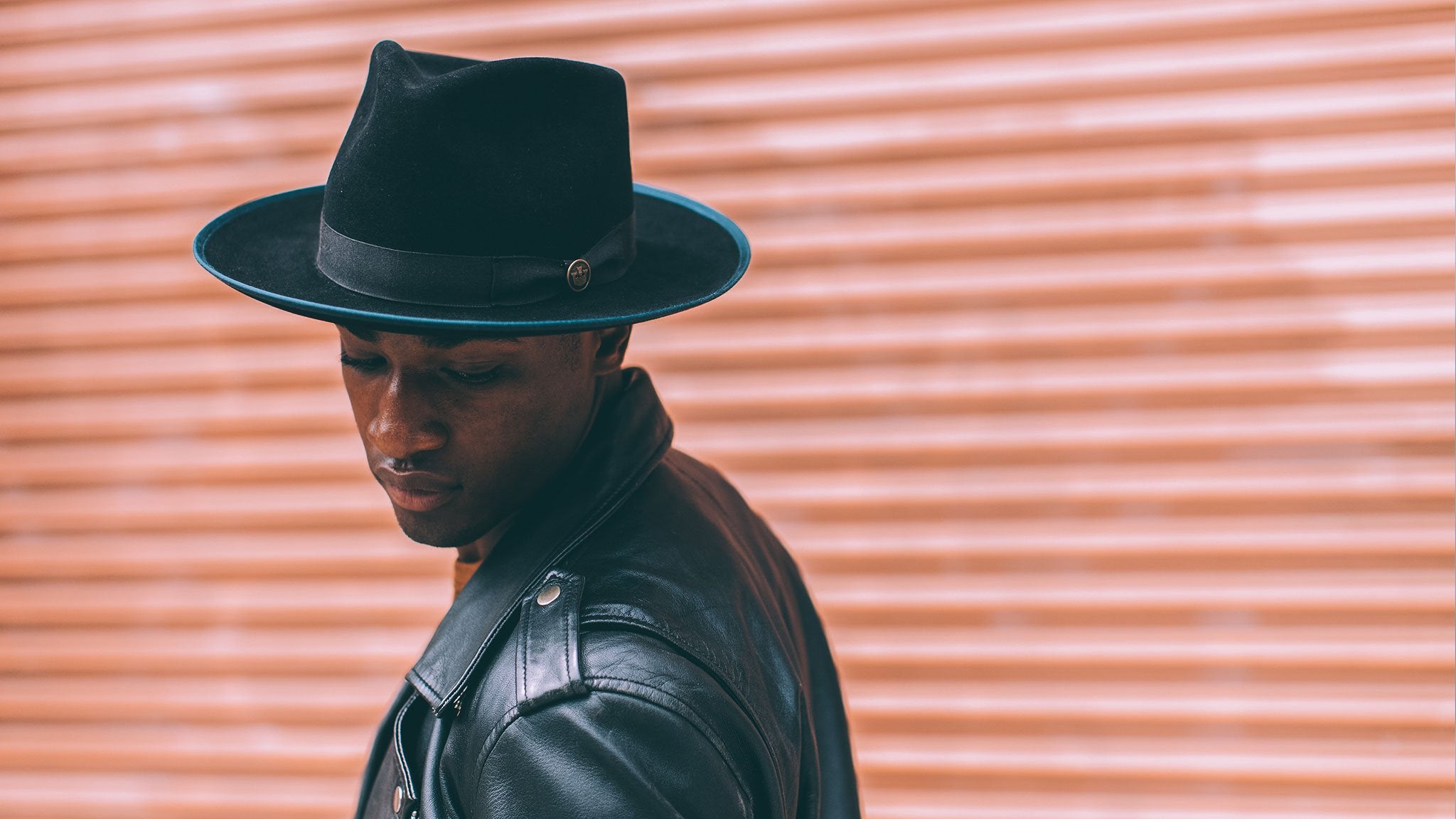 Goorin Bros. river gray teardrop wide brim felt fedora hat Black  hero shot on male model