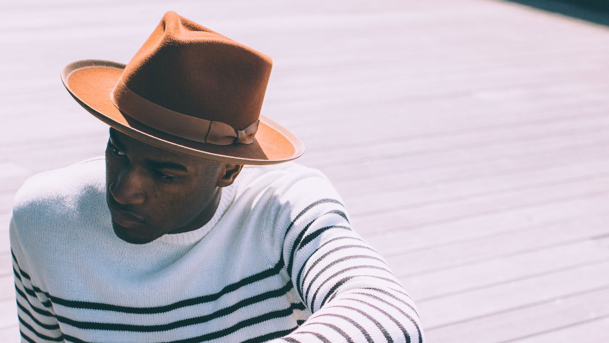 Goorin Bros. river gray teardrop wide brim felt fedora hat Rust hero shot on male model