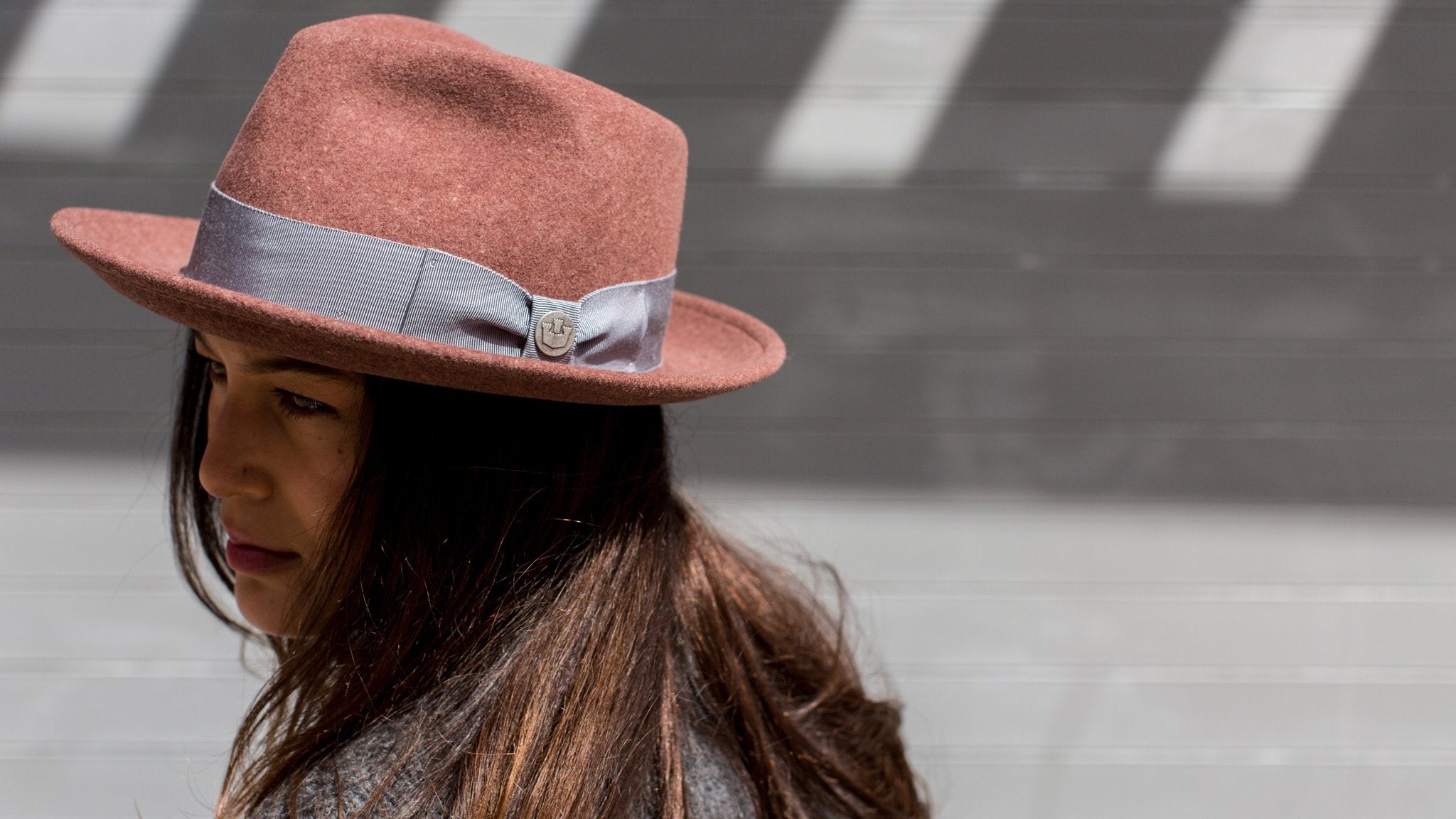 Goorin Bros. radley teardrop medium brim felt fedora hat Mauve  hero shot on female model