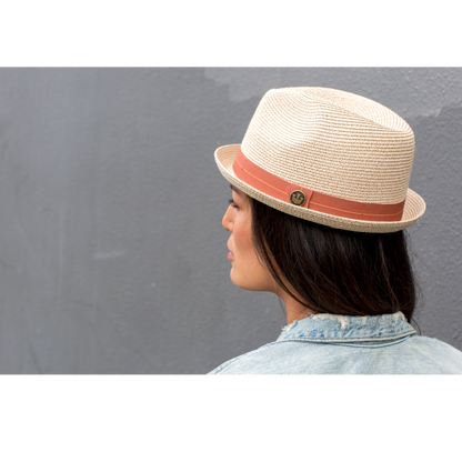 Goorin Bros. morgan thomas center dent short brim paper poly blend fedora hat Natural  womens styling