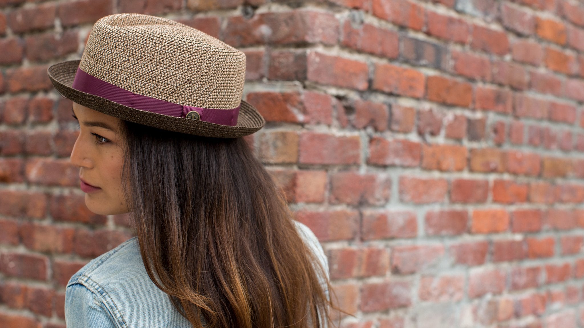 Goorin Bros. uncle manny diamond short brim straw porkpie fedora hat Natural  hero shot on female model