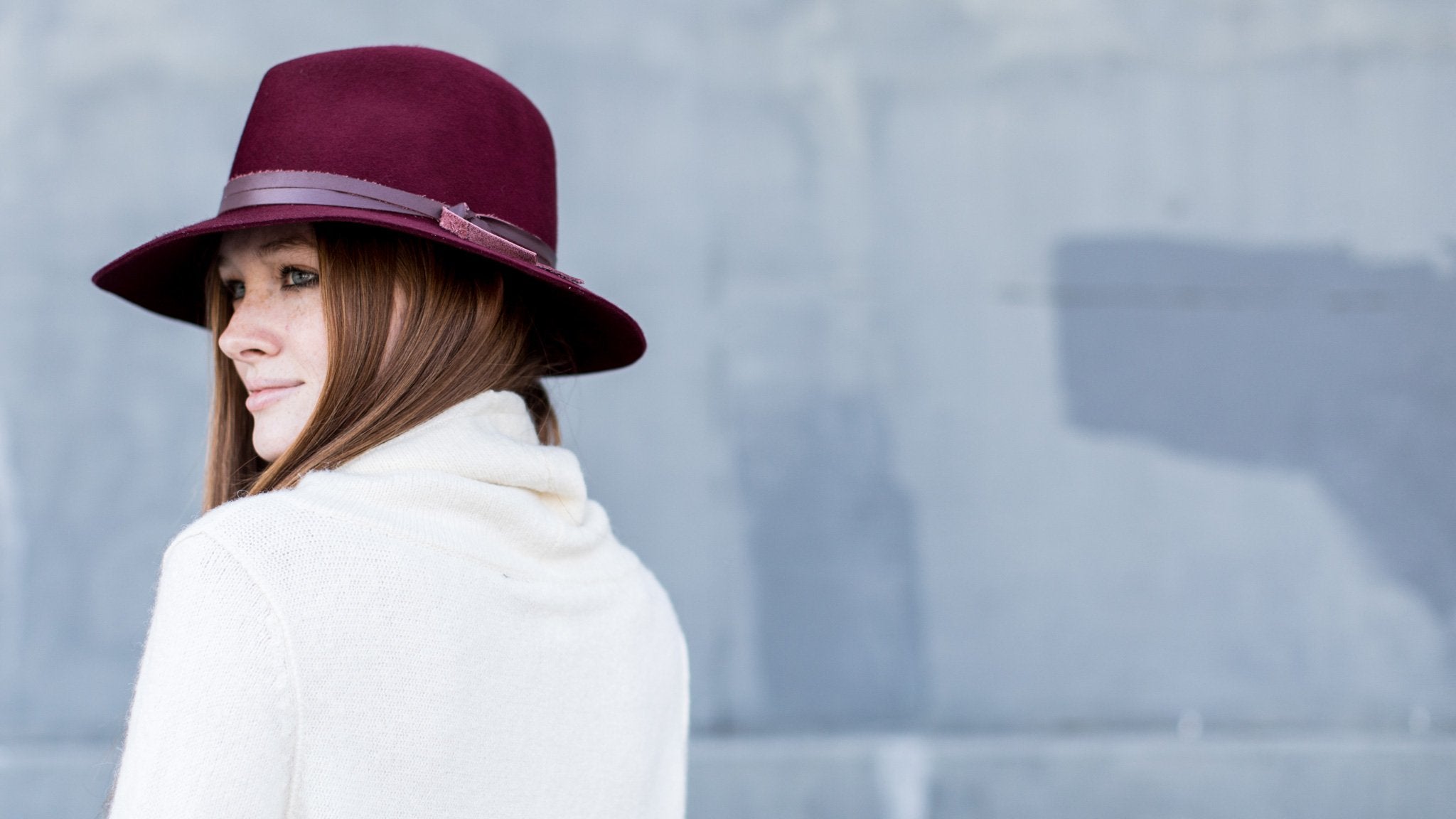 Goorin Bros. the director wool wide brim fedora Burgundy  hero shot on female model