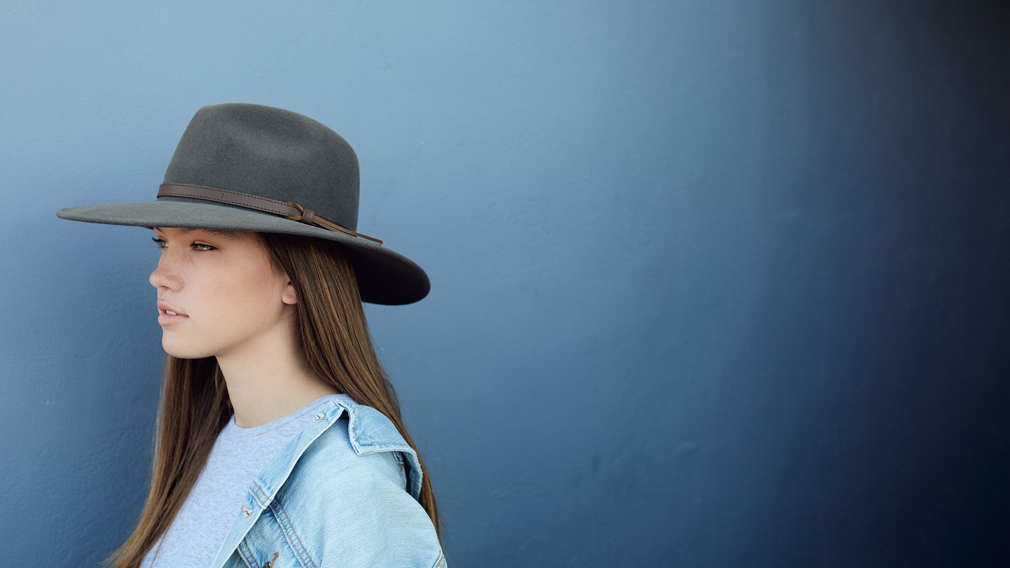 Goorin Bros. joelle rose wool wide brim fedora Moss hero shot on female model
