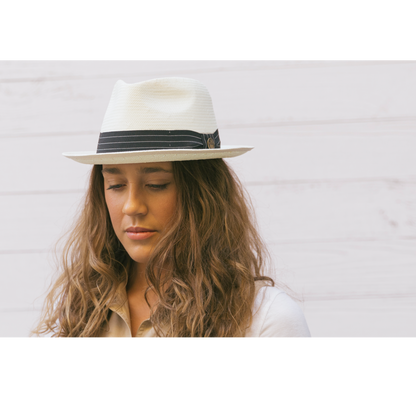 Goorin Bros. snare teardrop medium brim straw fedora hat Stone  womens styling