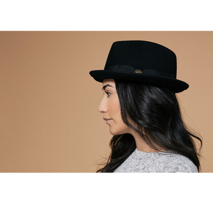Goorin Bros. good boy center dent short brim felt fedora hat Black  womens styling