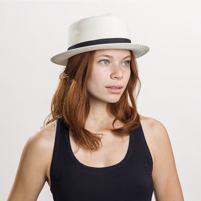 Goorin Bros. Augustus White fedora womens styling