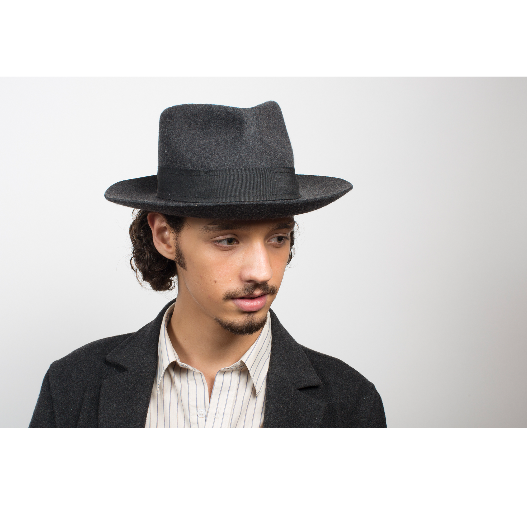 Goorin Bros. mr walker teardrop wide brim felt fedora hat Charcoal  mens styling