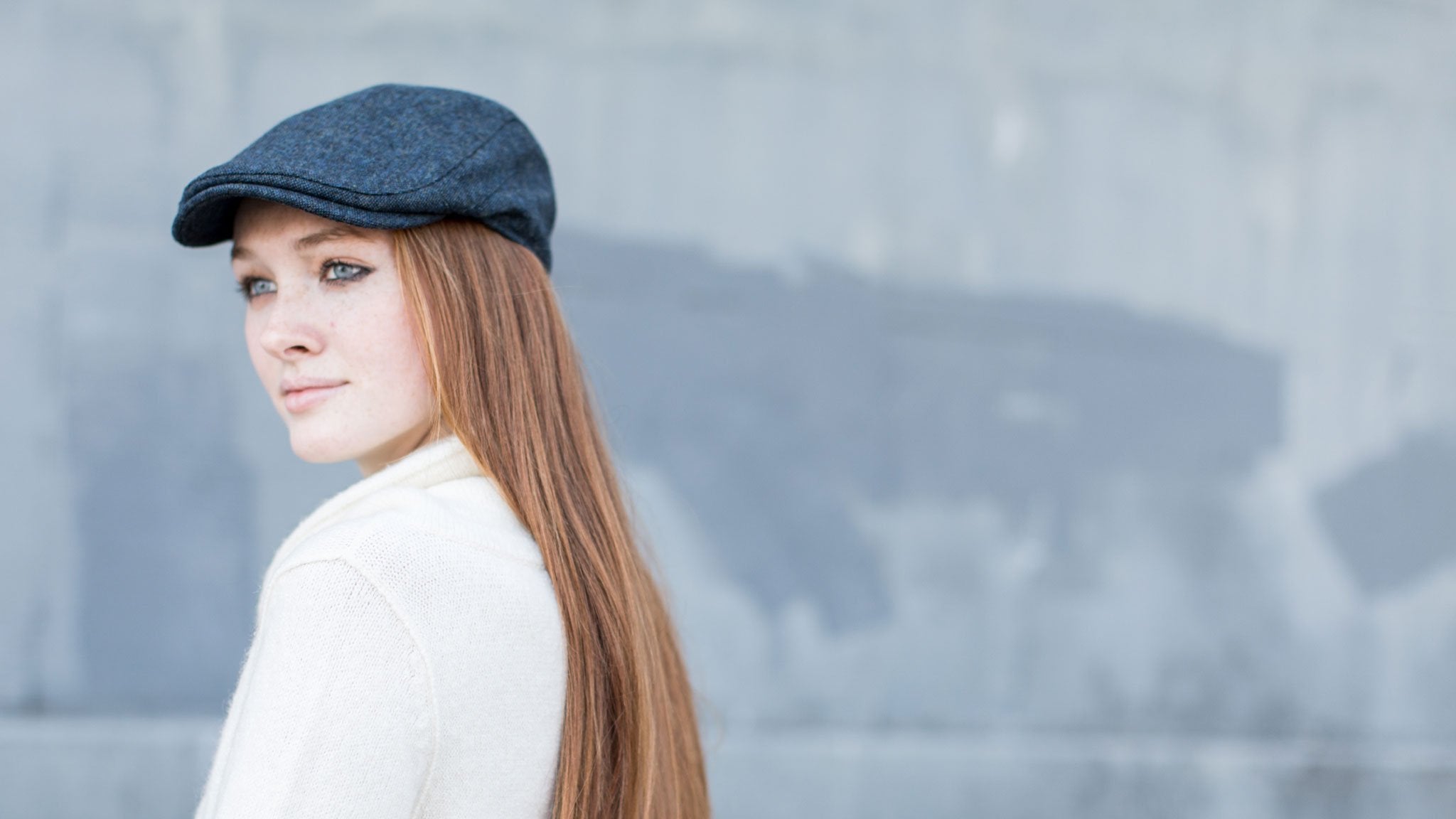 Goorin Bros. out of range polyester low profile ivy flatcap Navy  hero shot on female model
