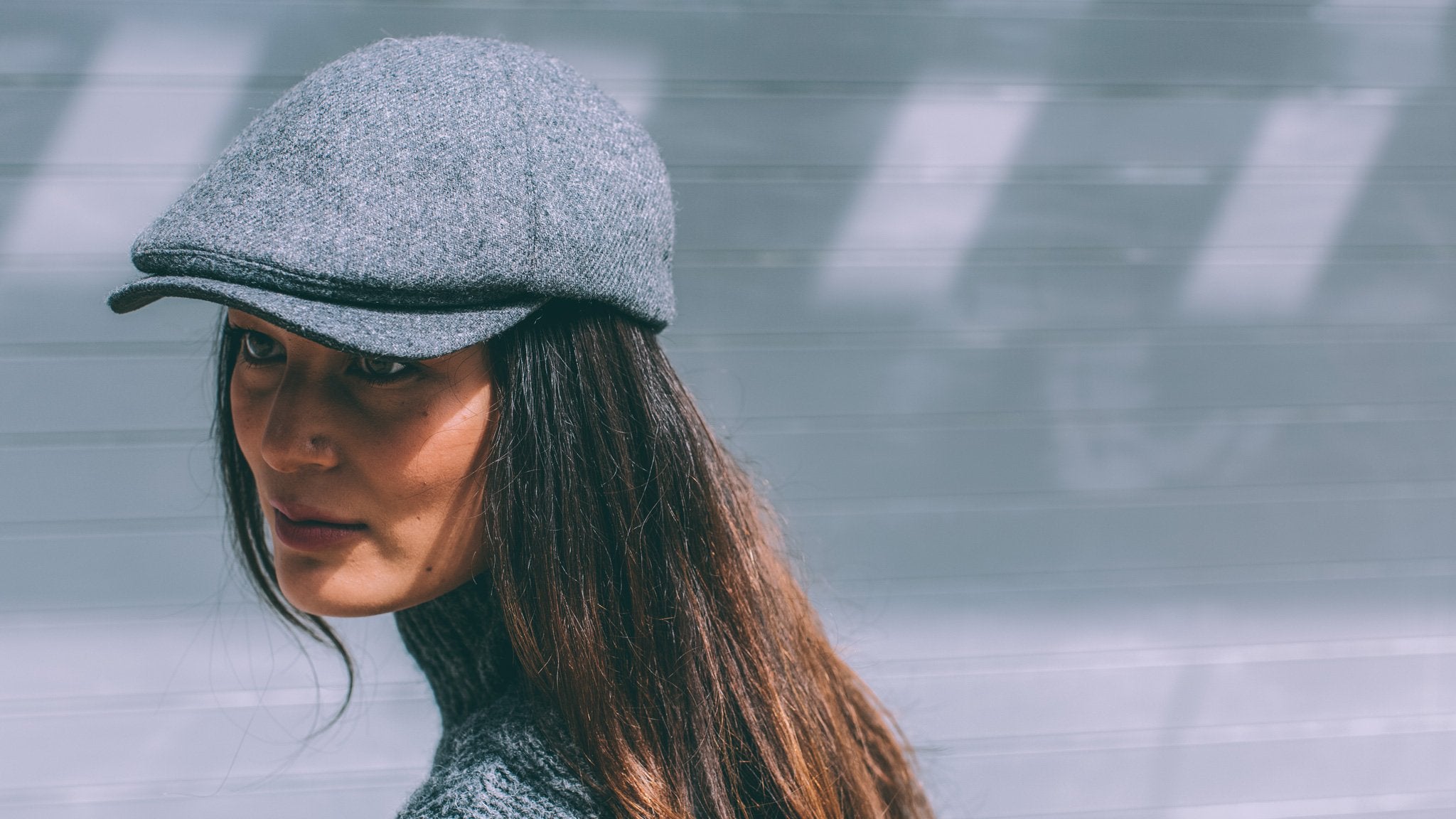 Goorin Bros. ronald amos wool blend 6 panel ivy flatcap Charcoal  hero shot on female model