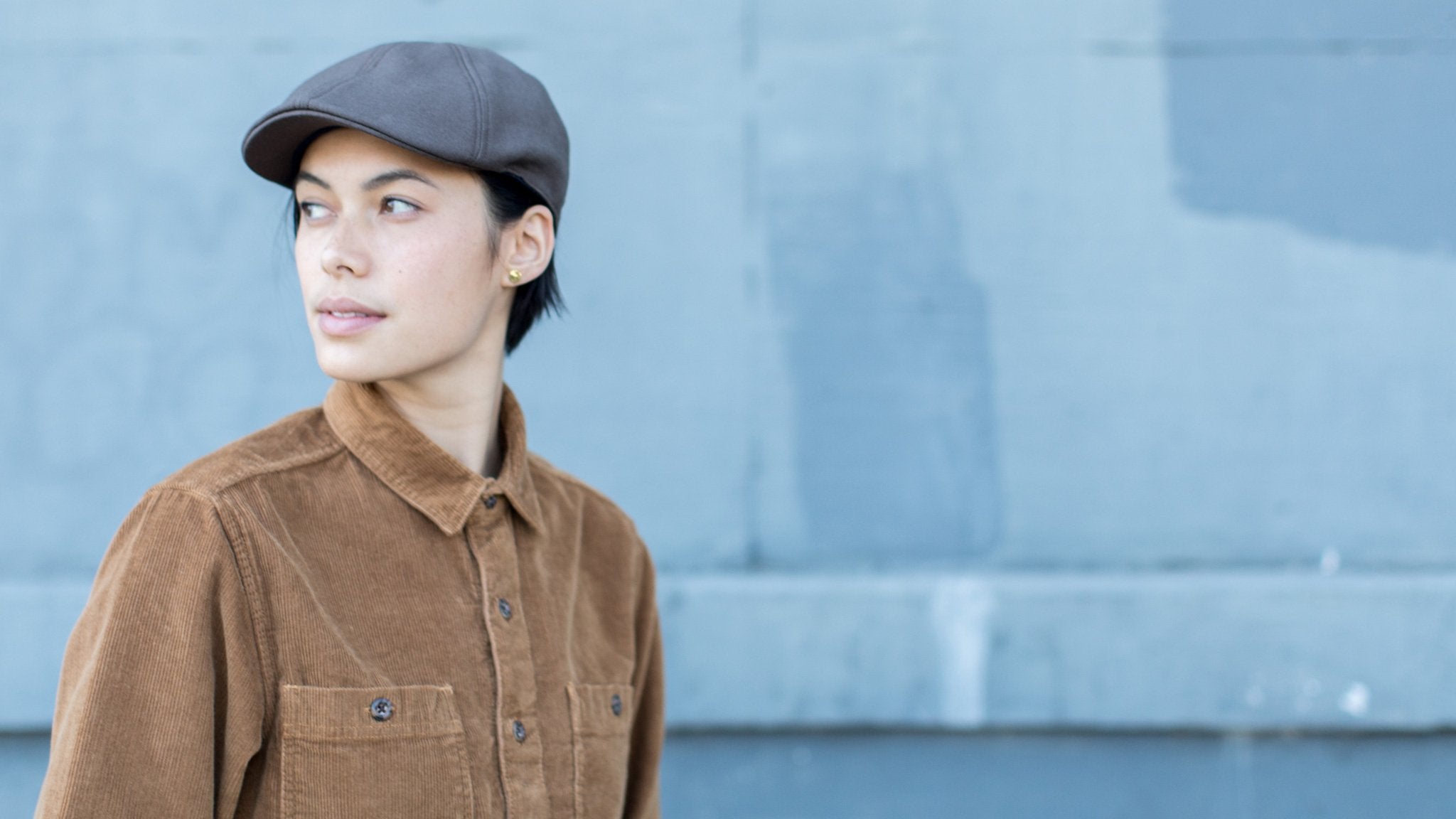 Goorin Bros. old town acrylic duckbill ivy flatcap Coffee hero shot on female model