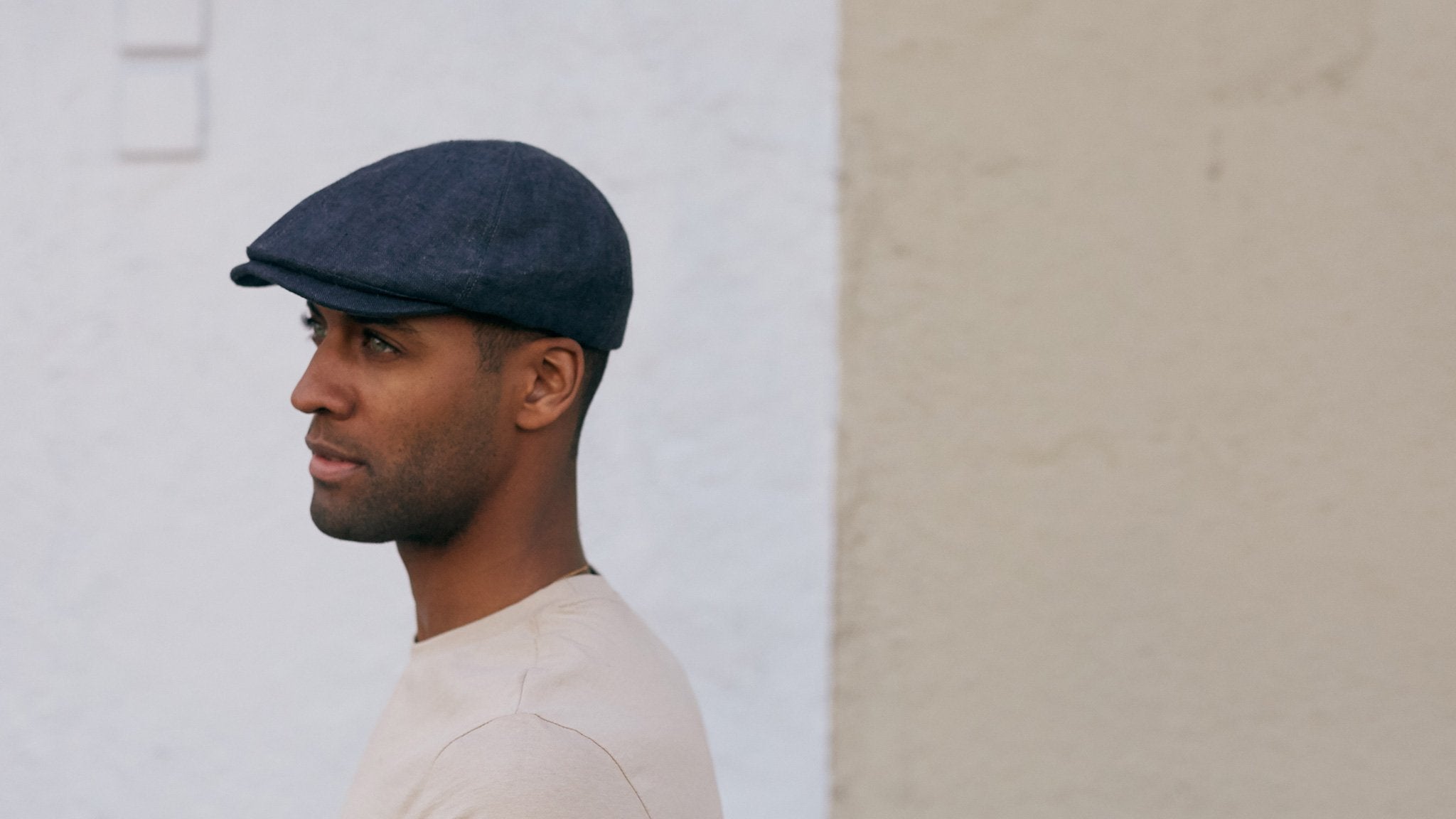 Goorin Bros. benjamin paul linen duckbill ivy flatcap Navy hero shot on male model