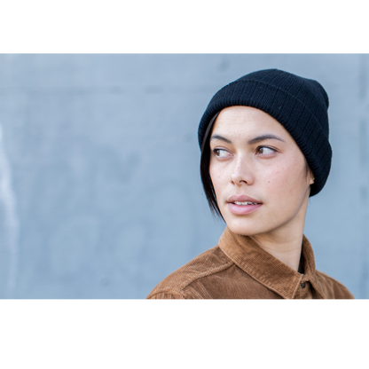 Goorin Bros. dark knight acrylic knit beanie Black  womens styling