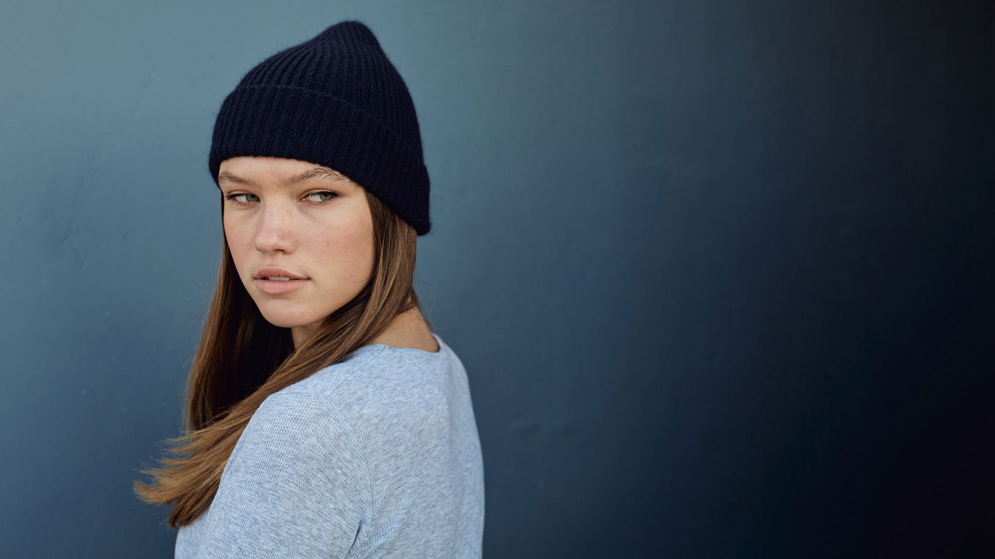 Goorin Bros. thursday cashmere cuffed beanie Navy hero shot on female model