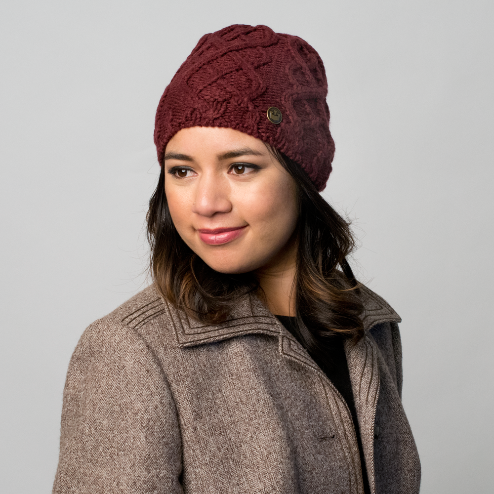 Goorin Bros. snow day acrylic beanie Burgundy  womens styling